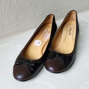 Softspots Women's Upper Leather  Size 6 1/2 Shoes